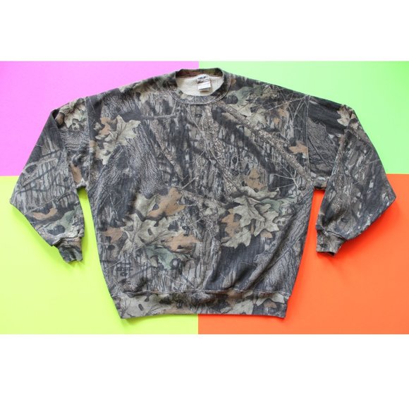 Vintage Other - Vintage Jerzees Camouflage Sweater